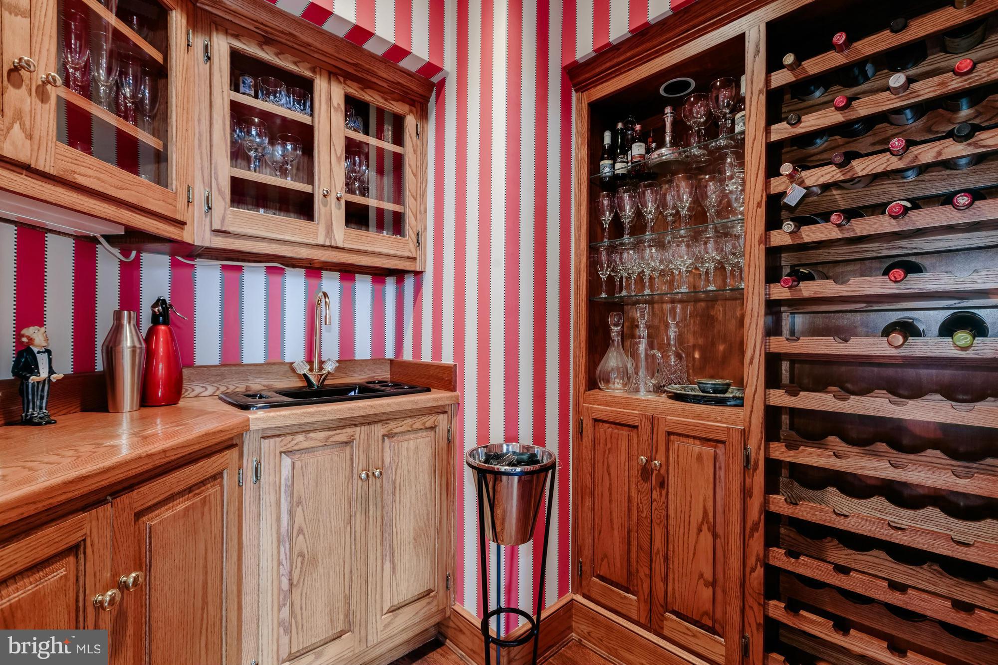 SADDLE RIDGE - Residential