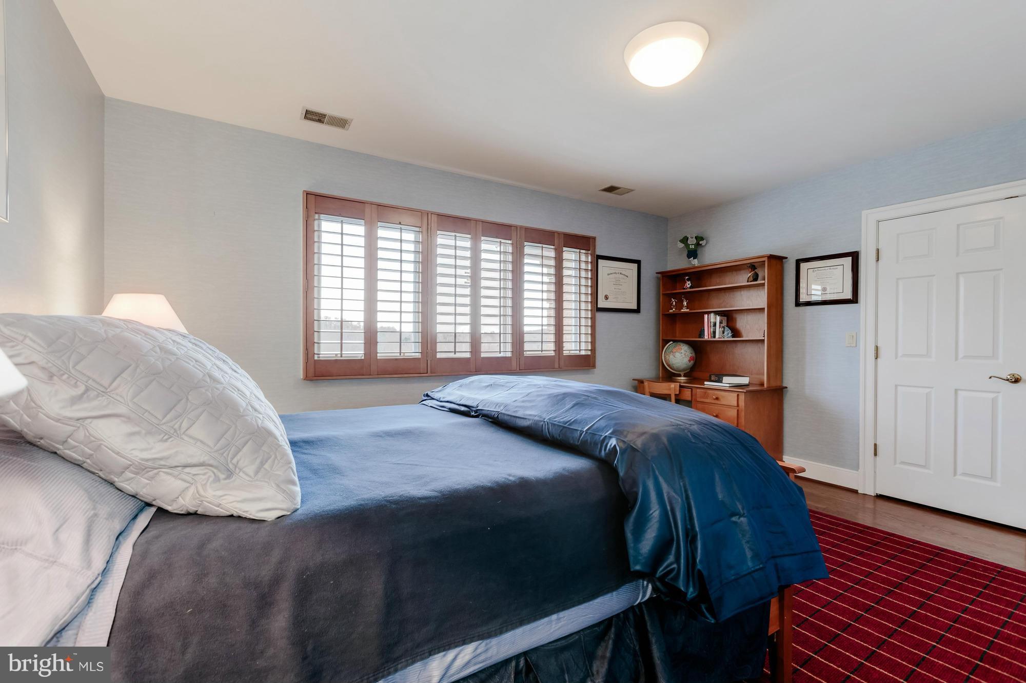 SADDLE RIDGE - Residential