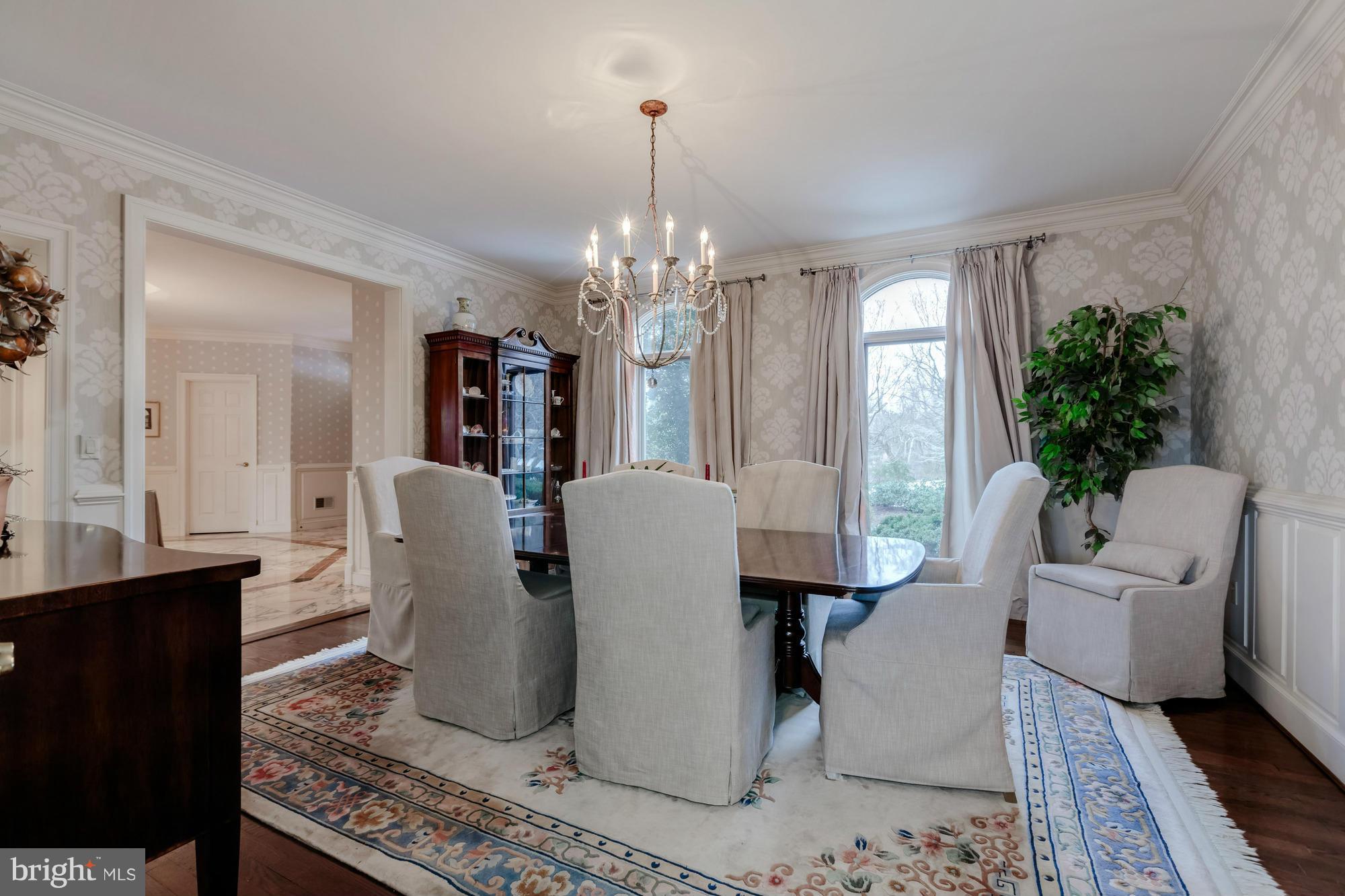 SADDLE RIDGE - Residential