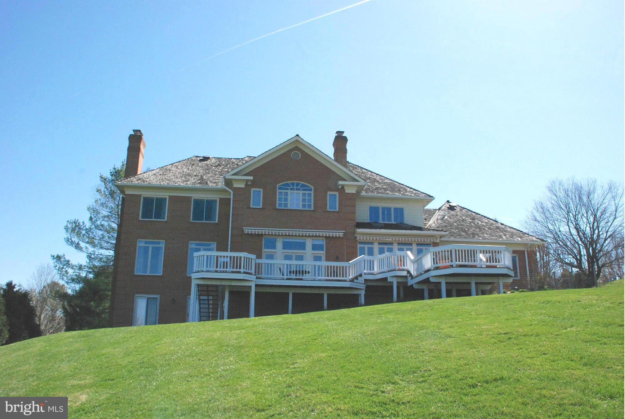 SADDLE RIDGE - Residential