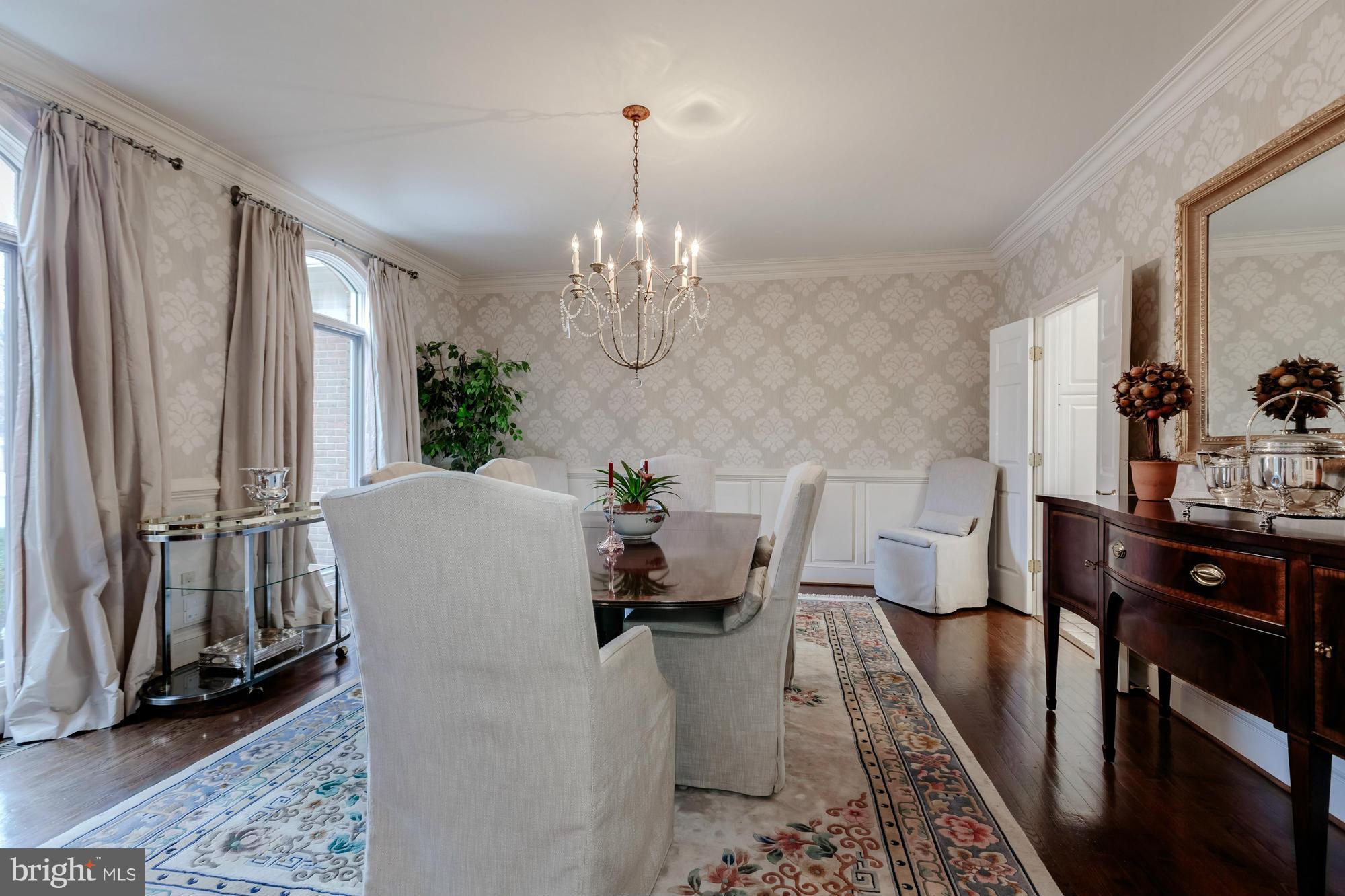 SADDLE RIDGE - Residential