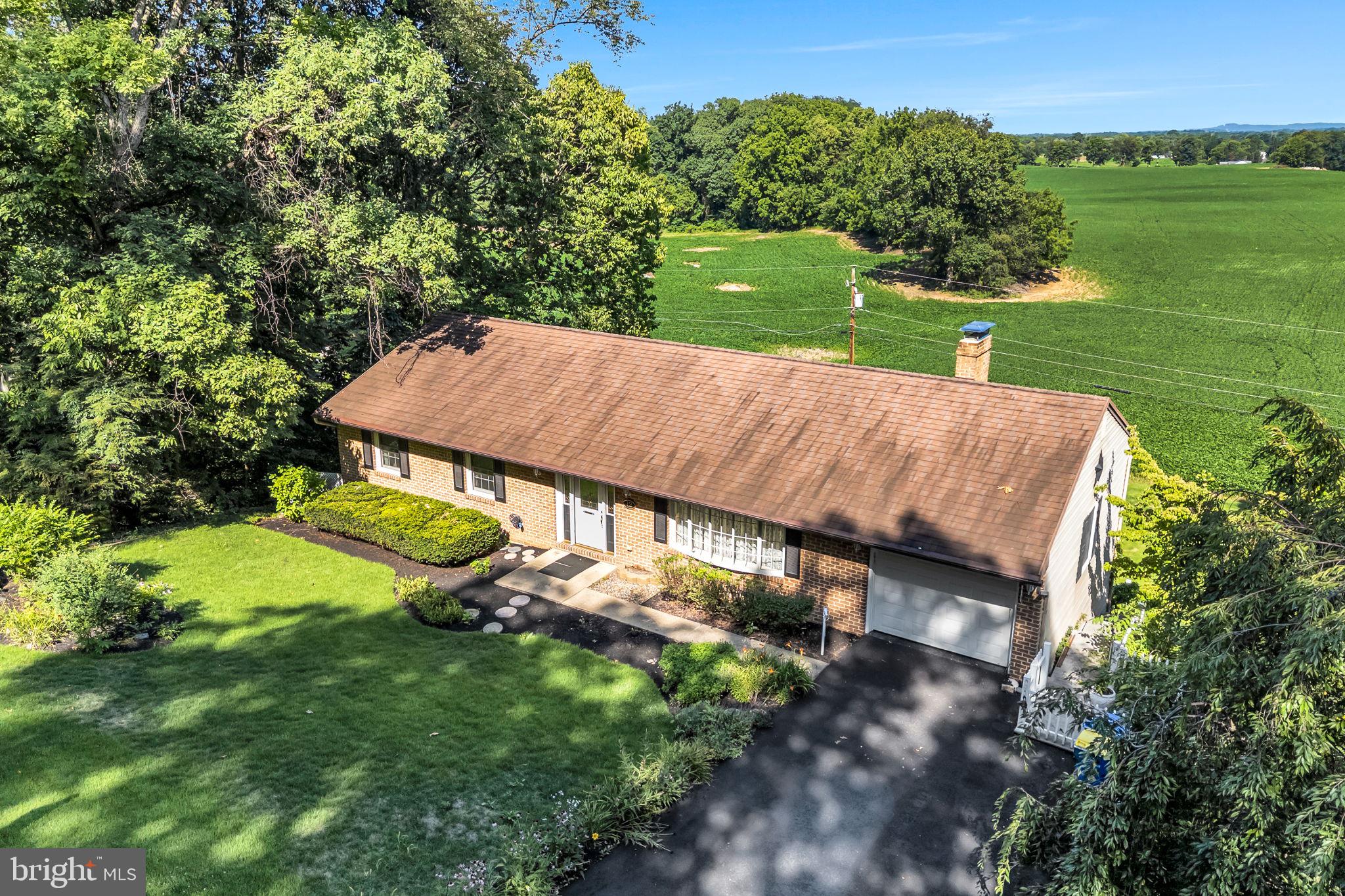12 EASTWOOD DRIVE