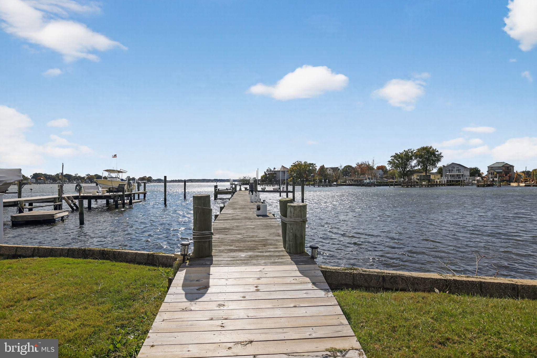 BOWLEYS QUARTERS - Residential