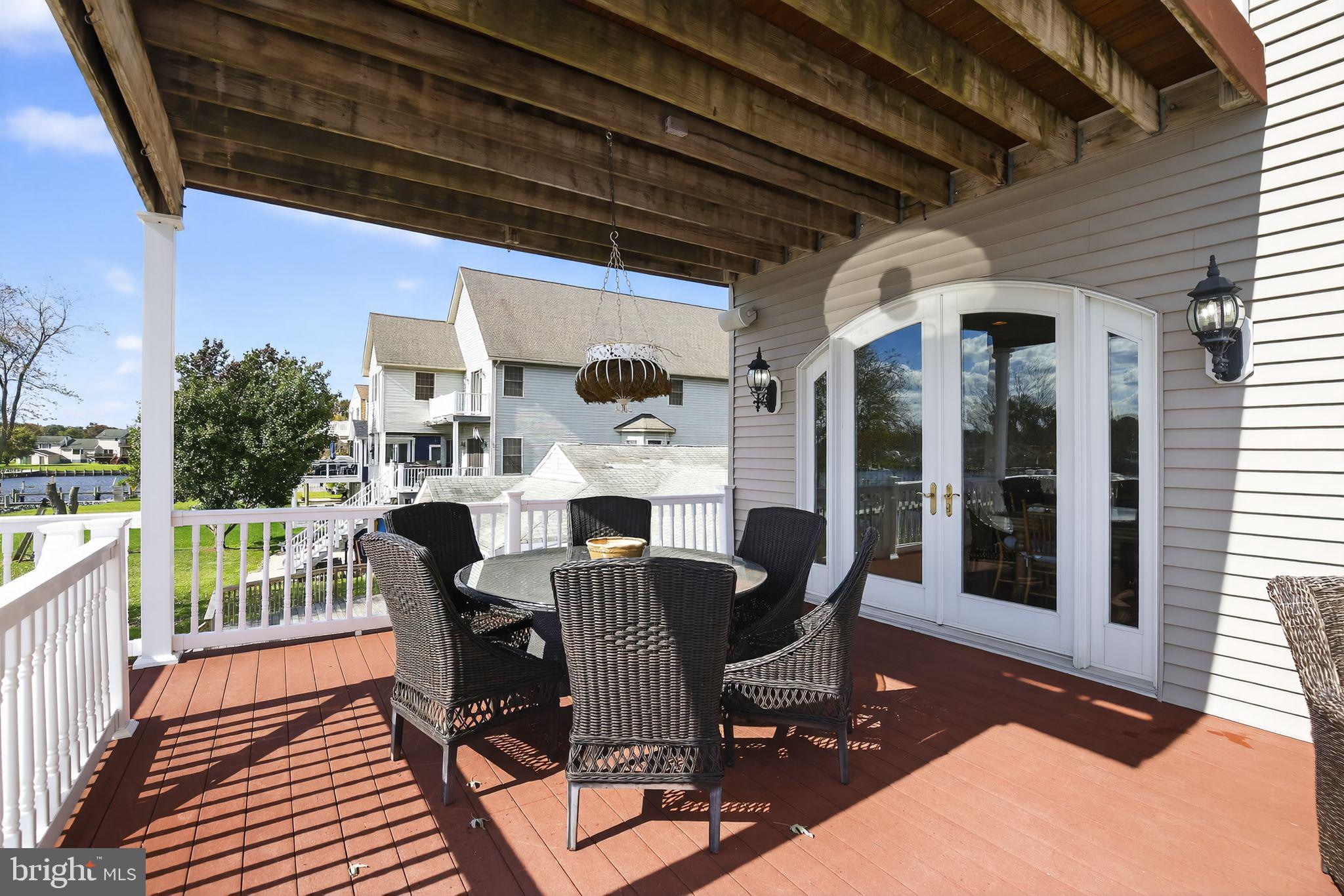 BOWLEYS QUARTERS - Residential