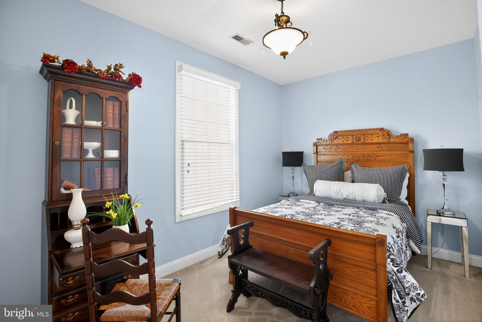 BOWLEYS QUARTERS - Residential