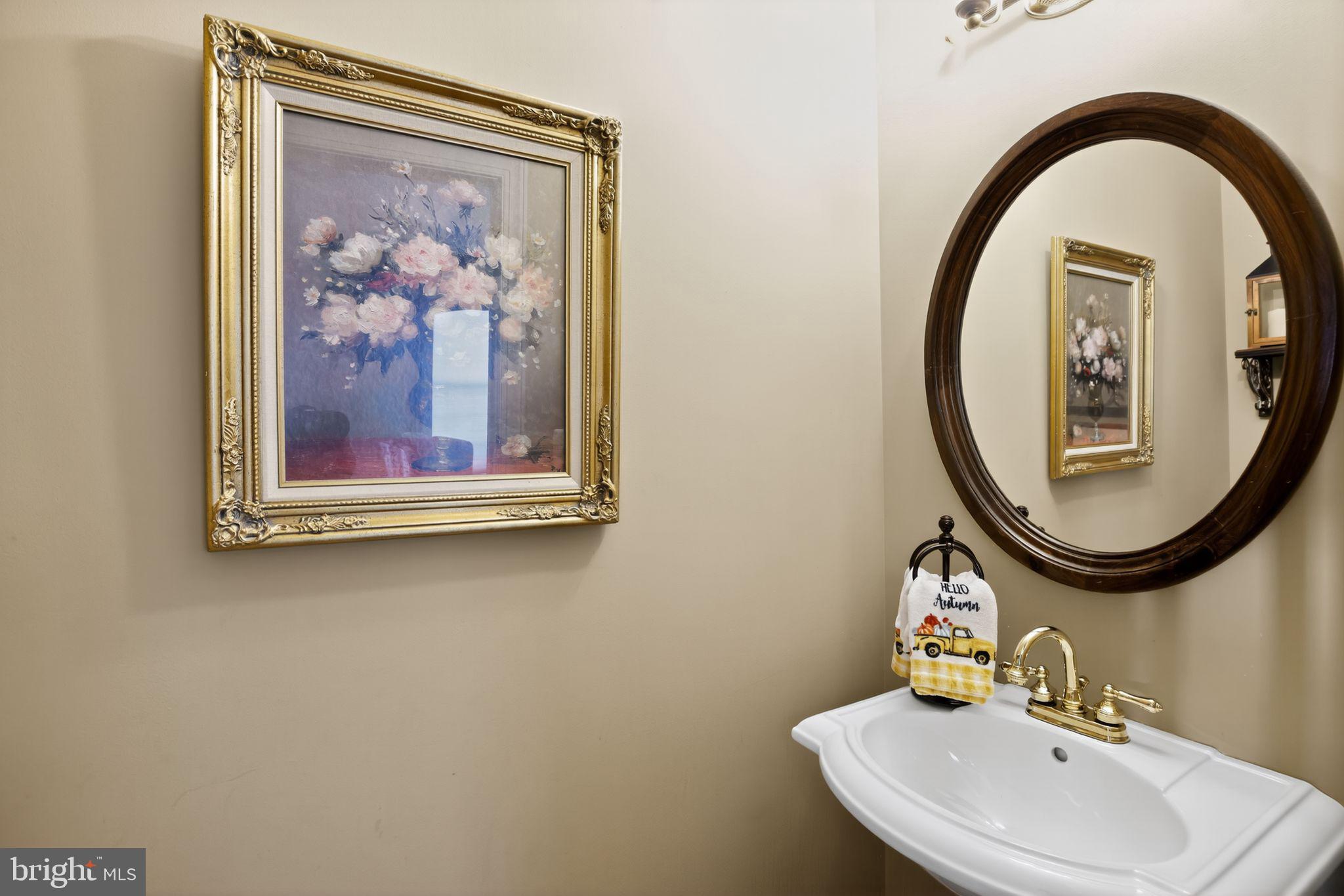 BOWLEYS QUARTERS - Residential