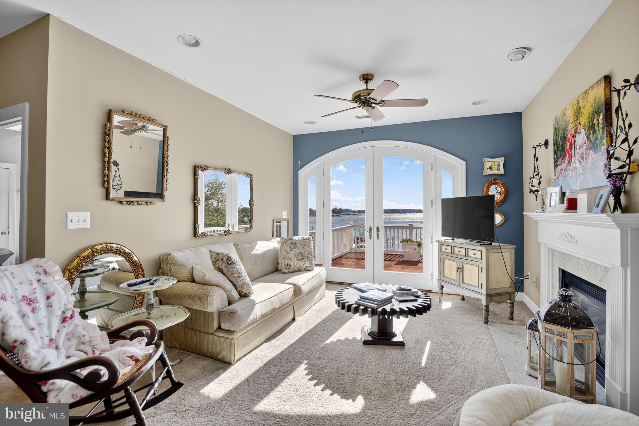 BOWLEYS QUARTERS - Residential