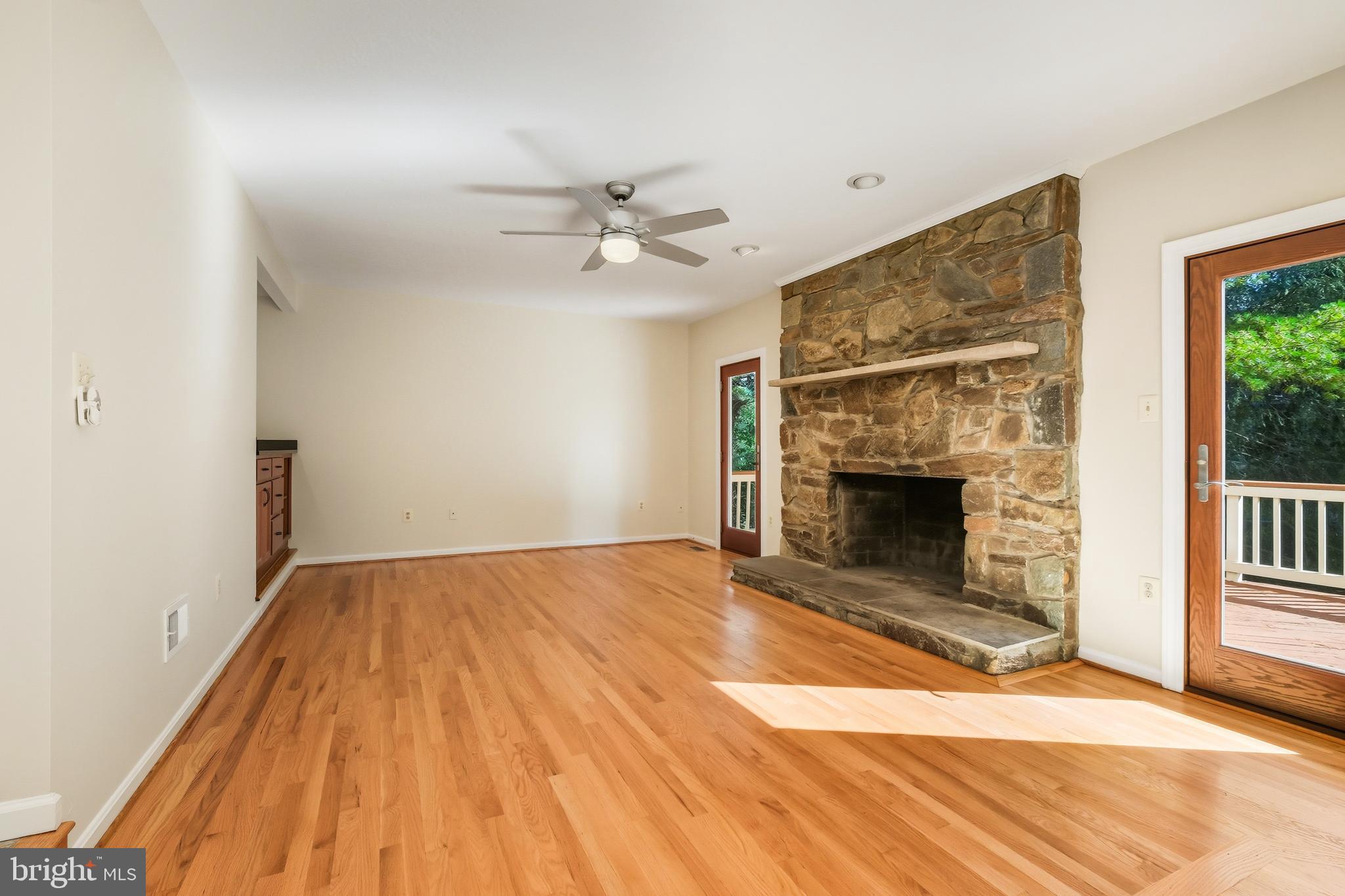 TIMBERLAWN - Residential