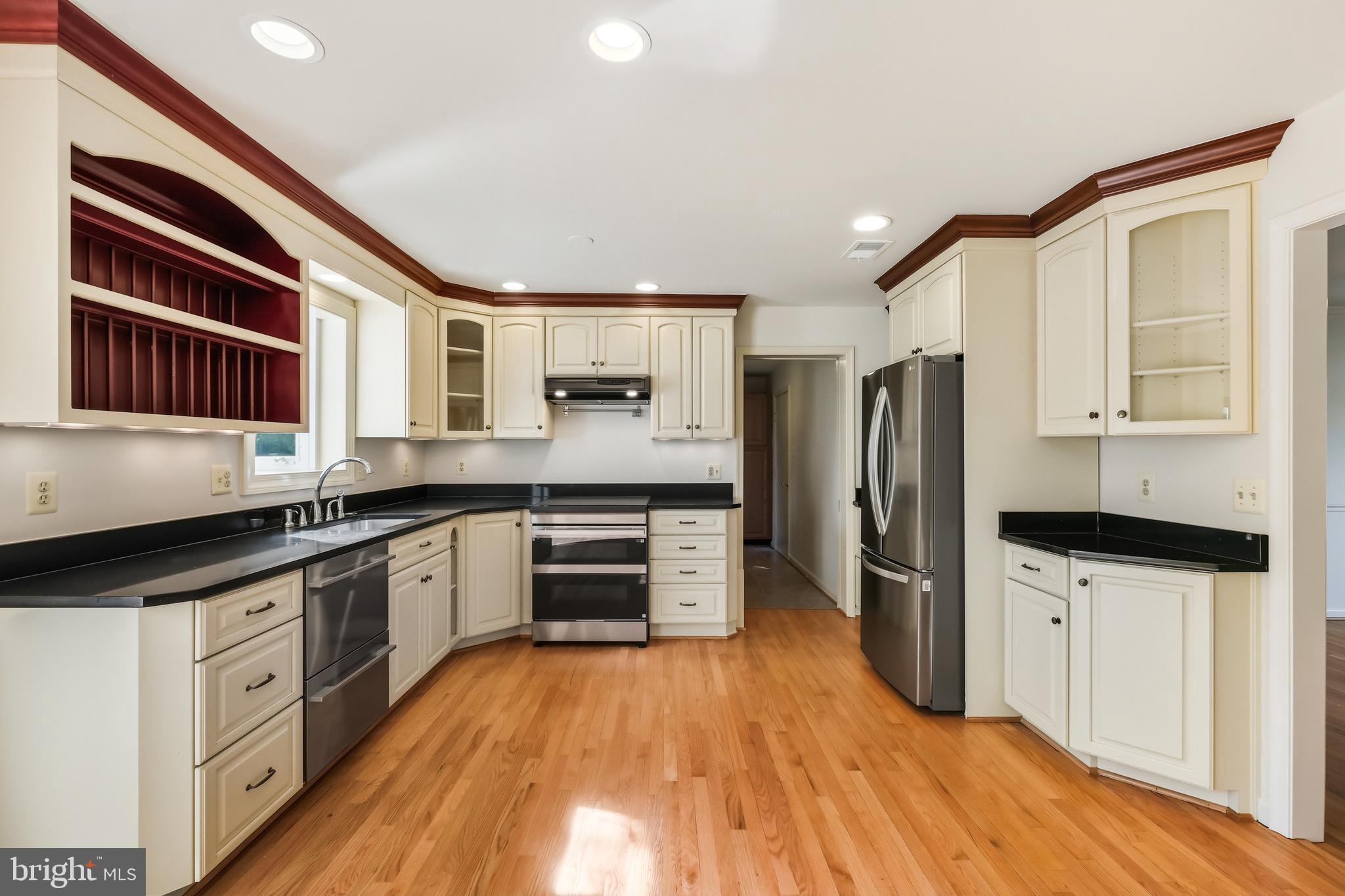 TIMBERLAWN - Residential