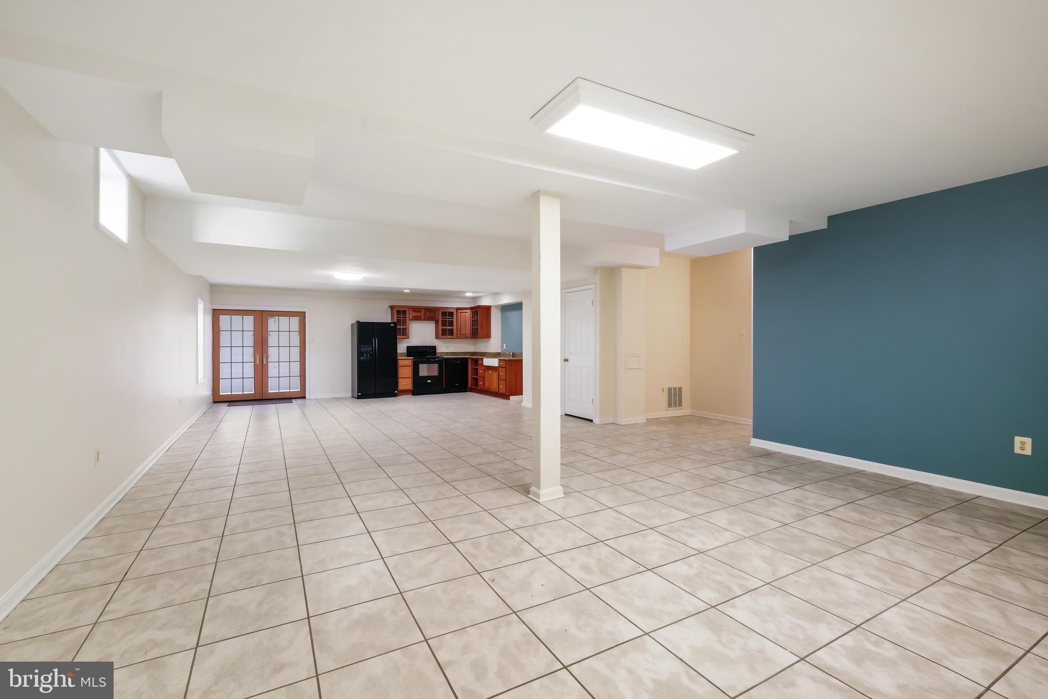 TIMBERLAWN - Residential