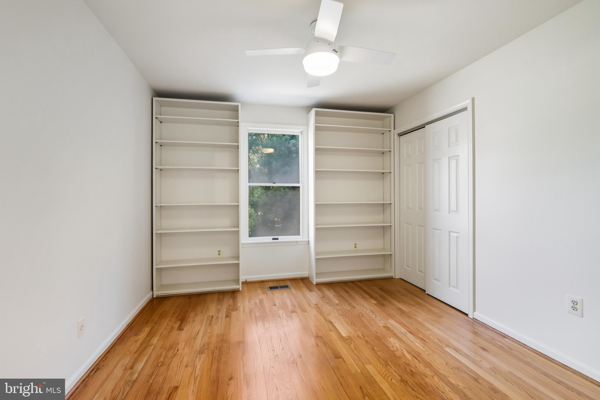 TIMBERLAWN - Residential