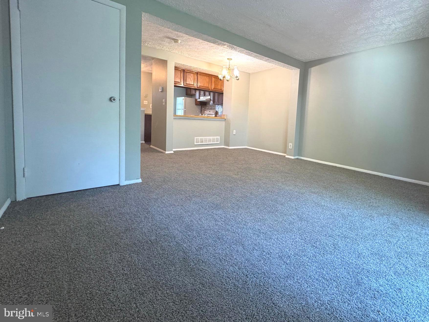 WHITE MARSH - Residential Lease