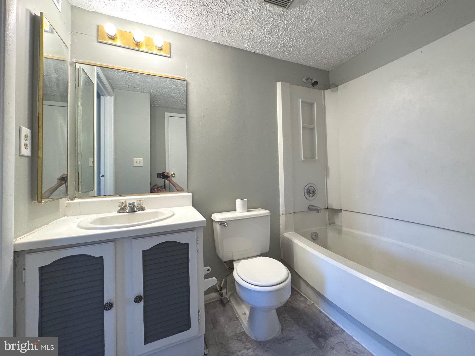 WHITE MARSH - Residential Lease