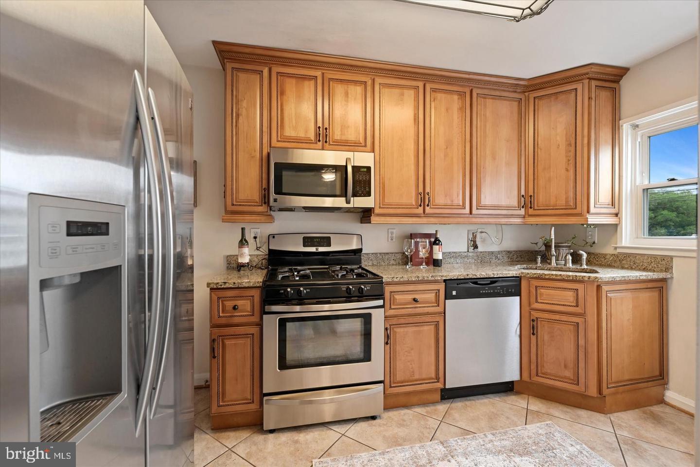 7849 CHARLESMONT