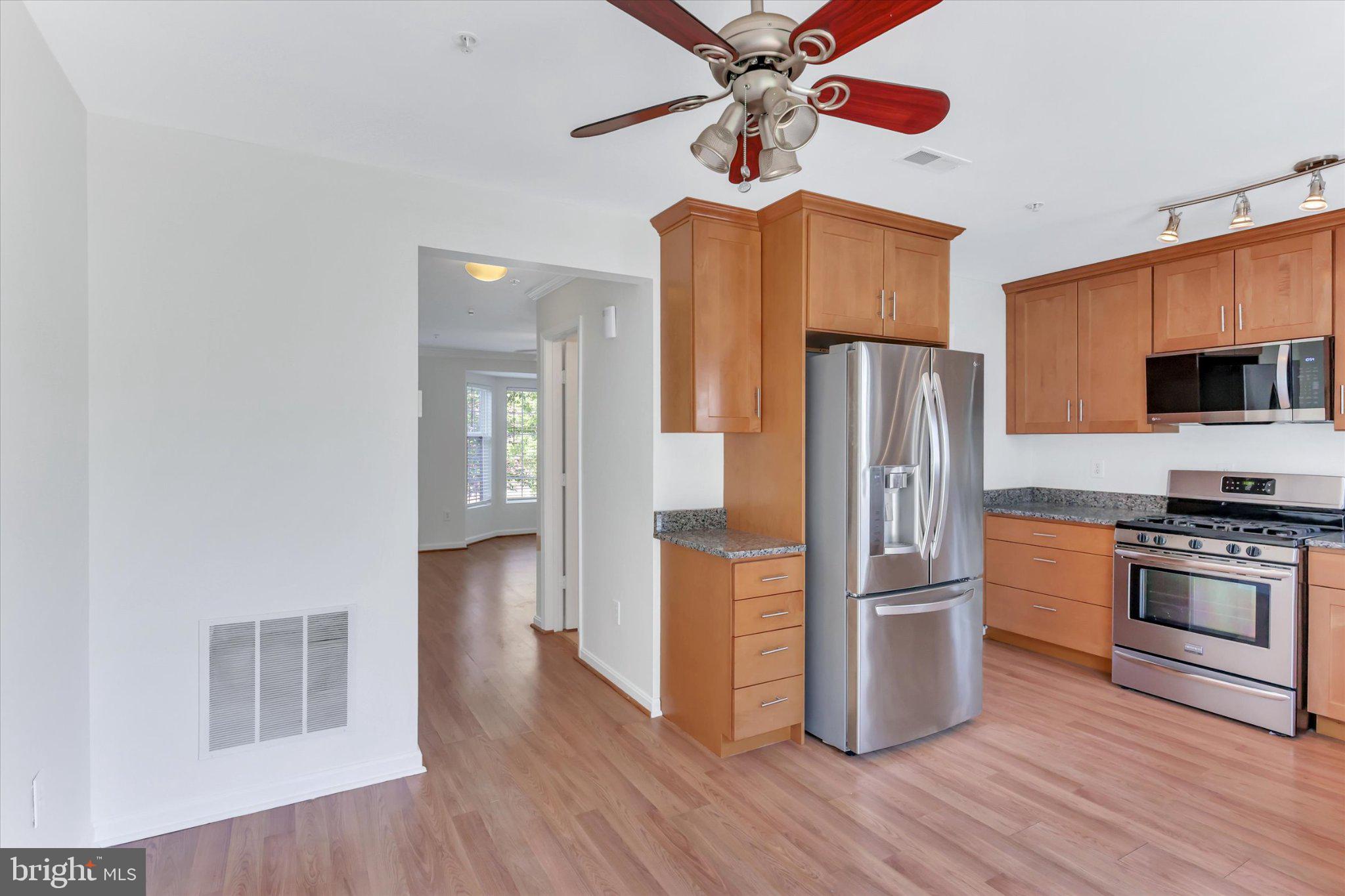 HOYLES MILL VILLAGE - Residential