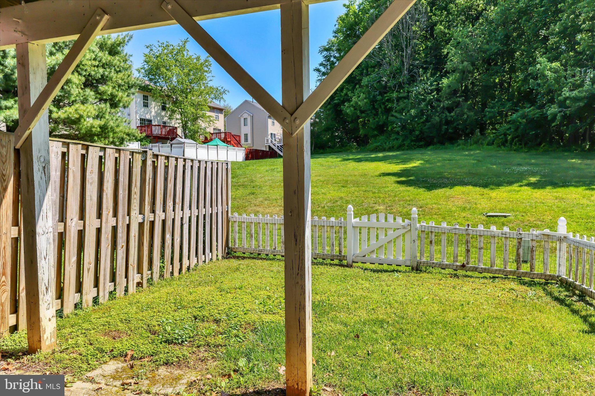 HOYLES MILL VILLAGE - Residential