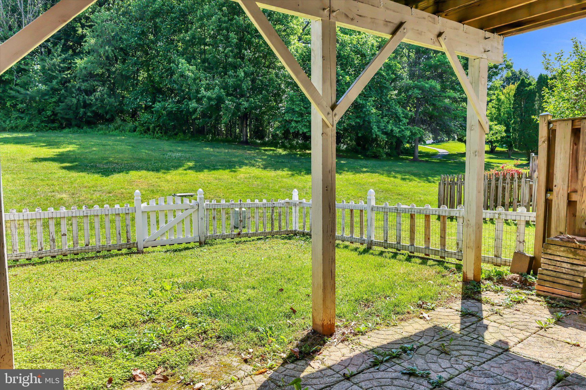 HOYLES MILL VILLAGE - Residential