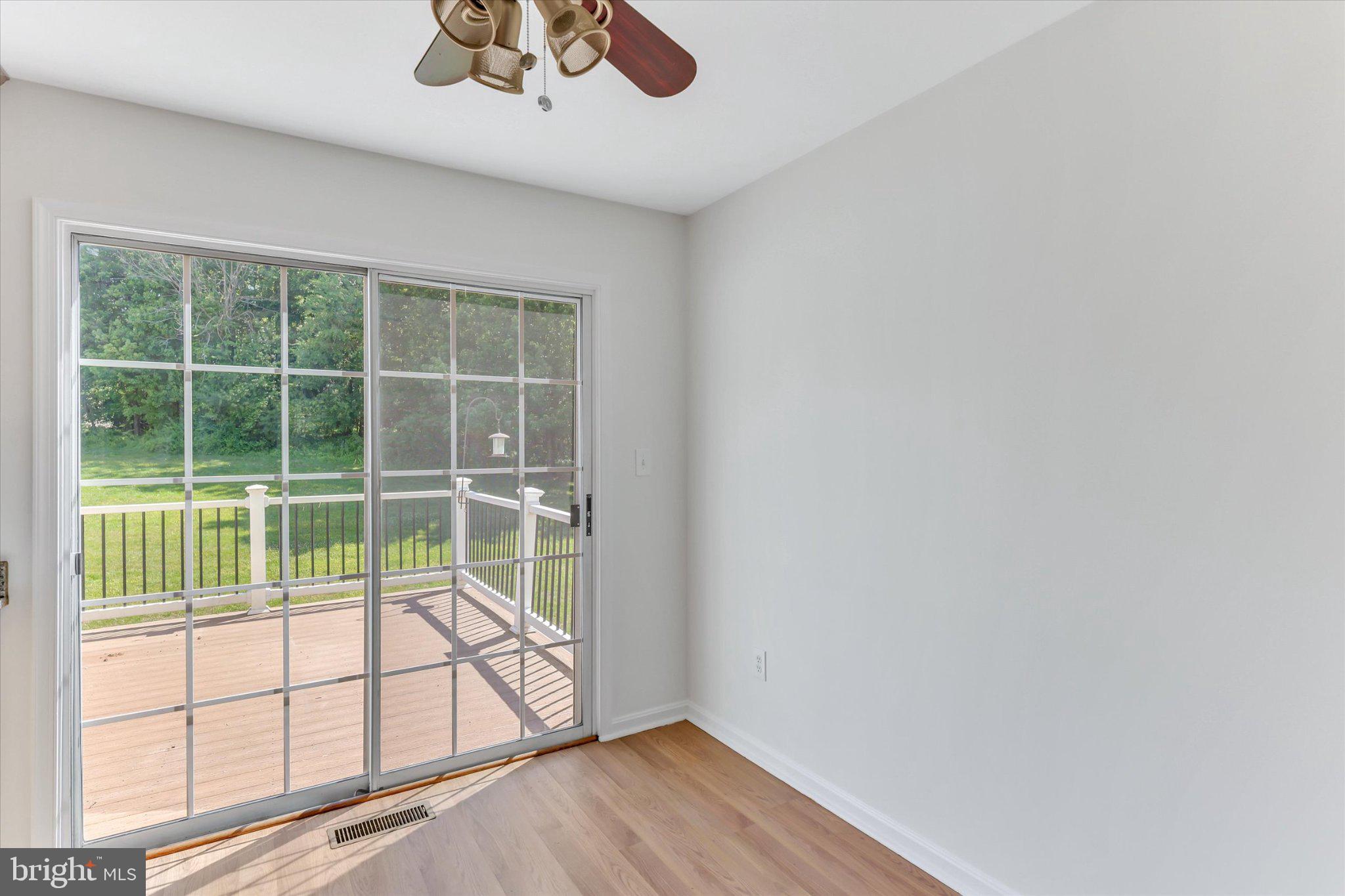 HOYLES MILL VILLAGE - Residential