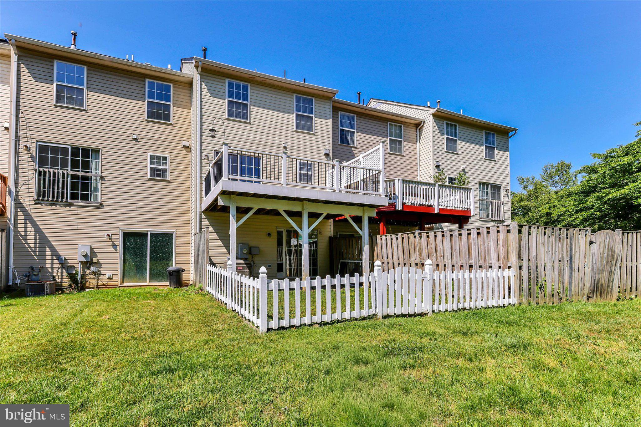 HOYLES MILL VILLAGE - Residential