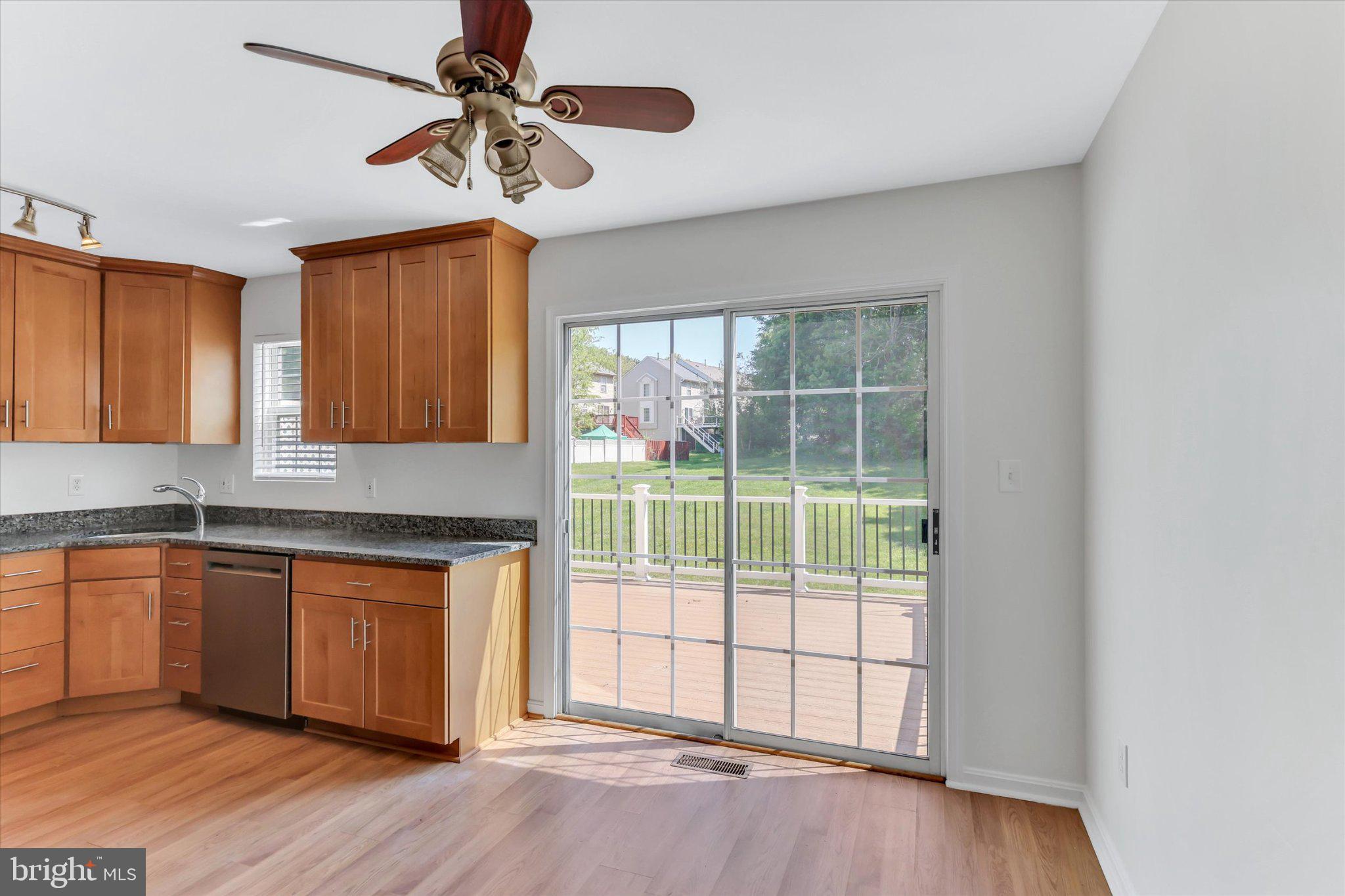 HOYLES MILL VILLAGE - Residential