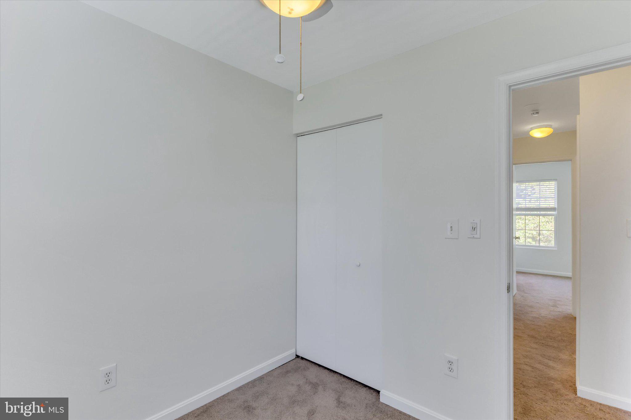 HOYLES MILL VILLAGE - Residential