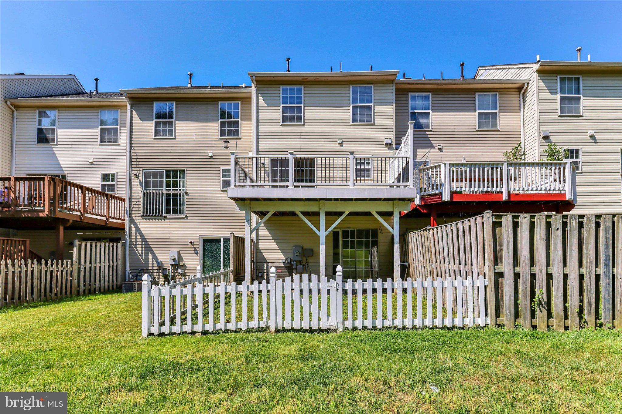 HOYLES MILL VILLAGE - Residential