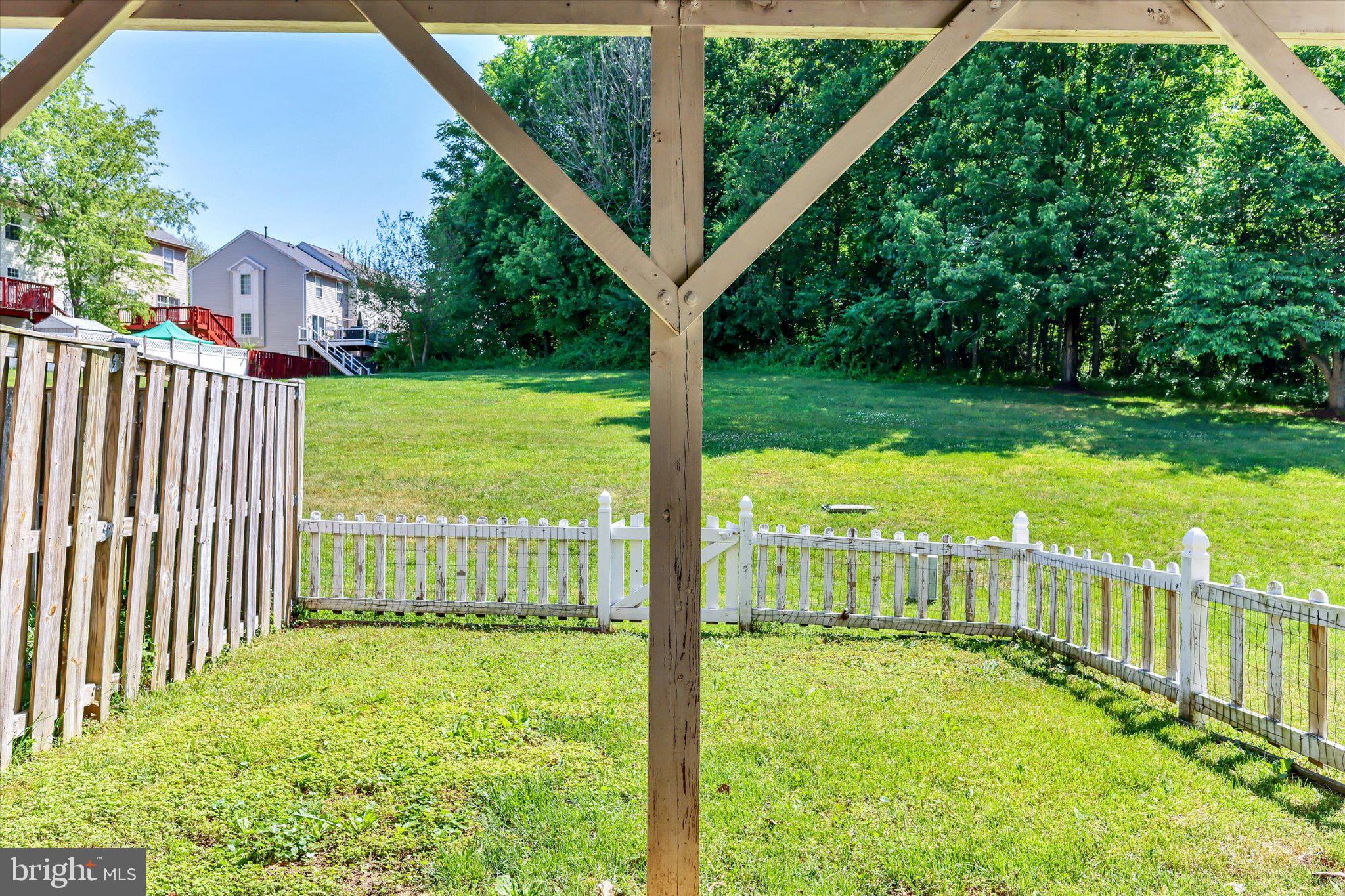 HOYLES MILL VILLAGE - Residential