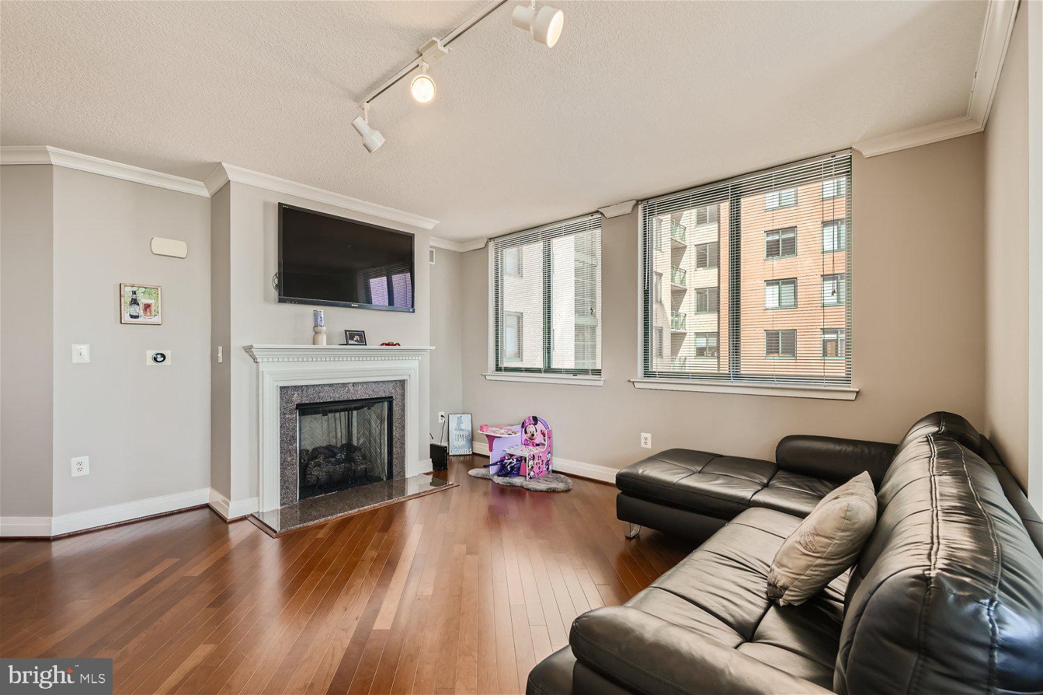 414 WATER STREET 2302