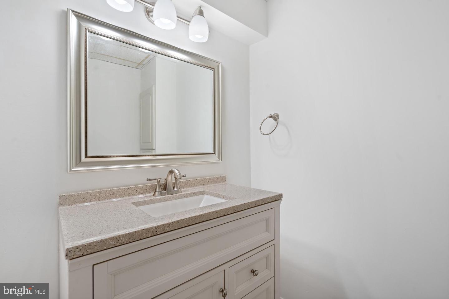 GEORGETOWN WOODS - Residential Lease