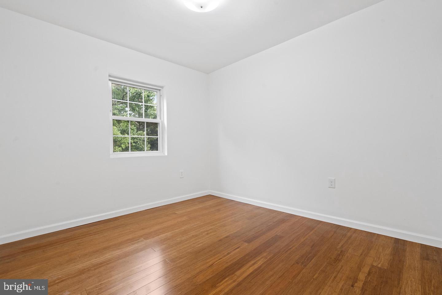 GEORGETOWN WOODS - Residential Lease