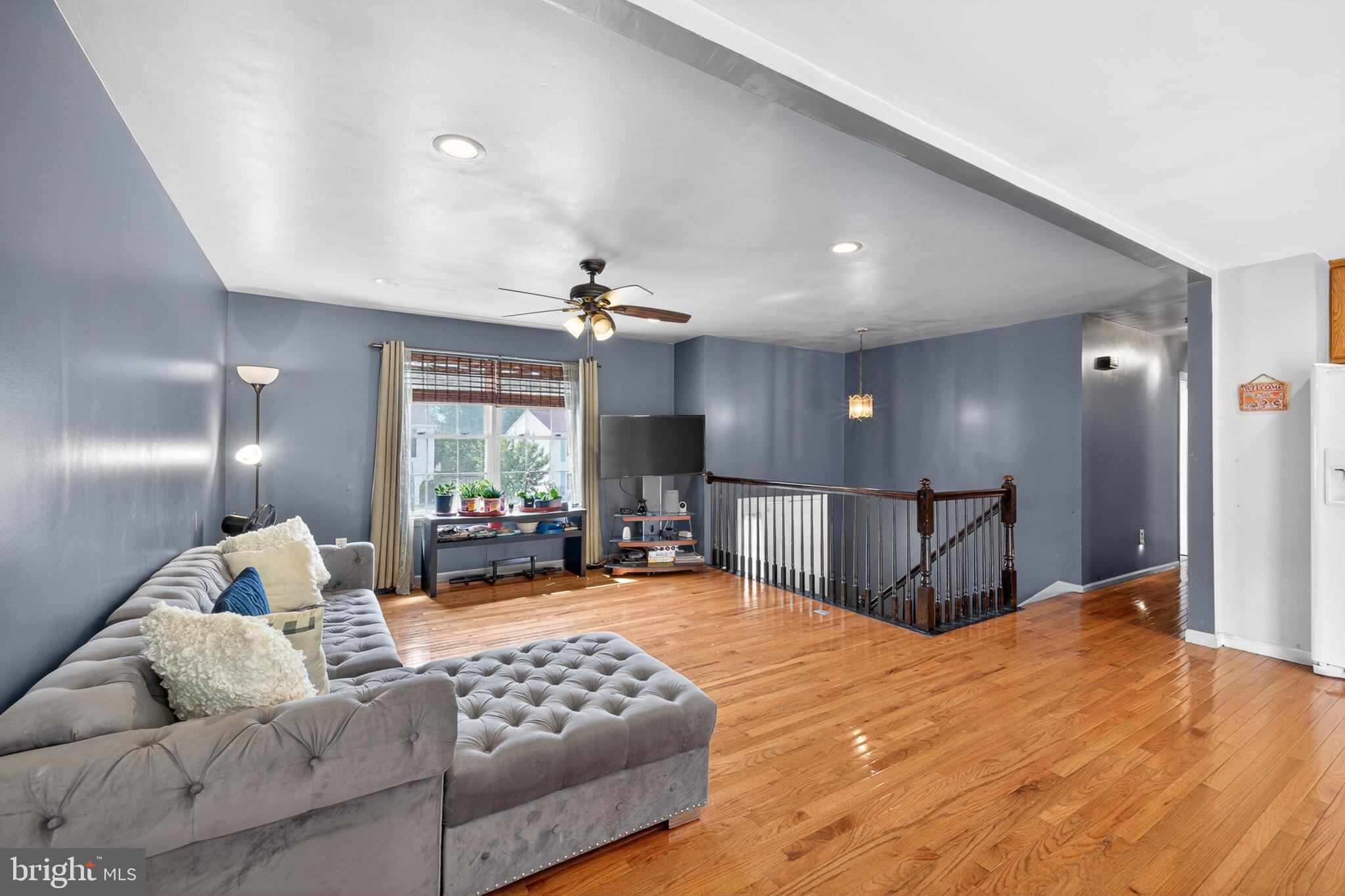 BREA MAR MANOR - Residential