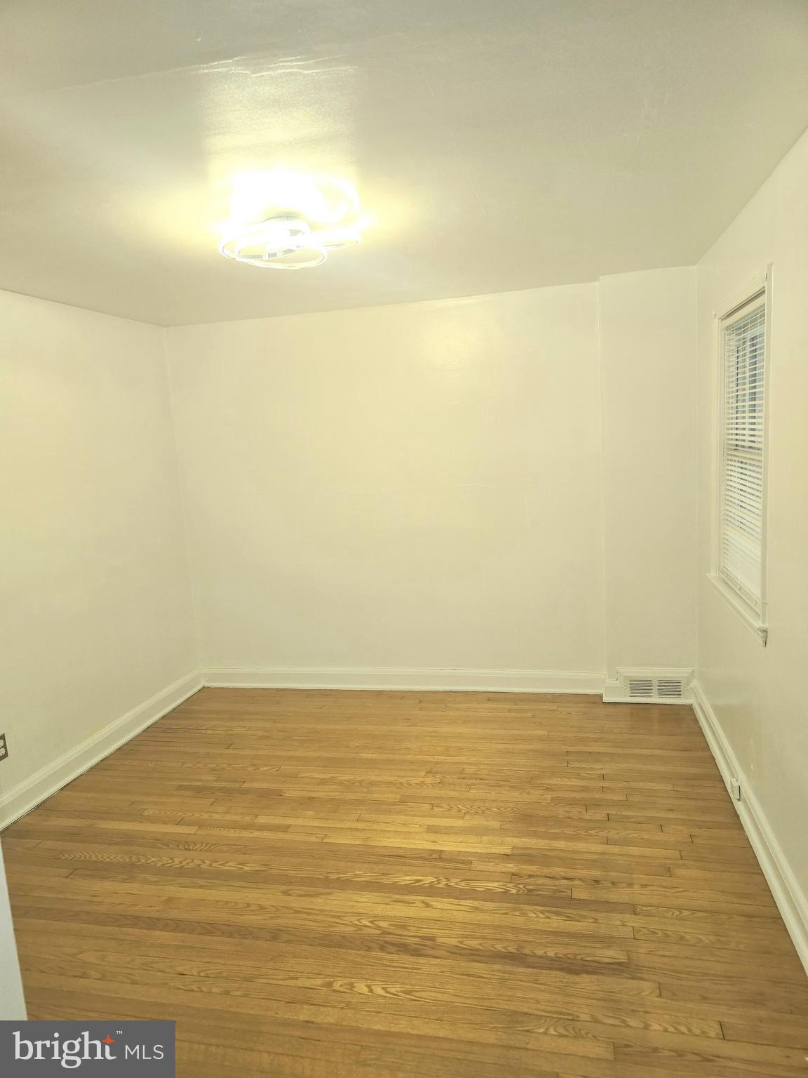 FLANNERY LANE - Residential