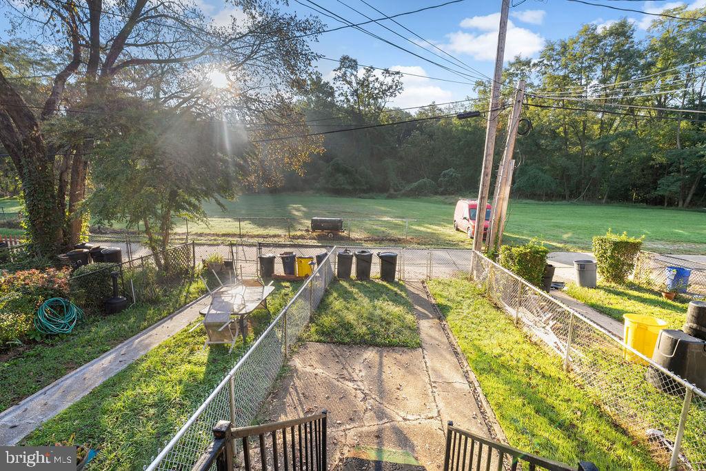 FLANNERY LANE - Residential