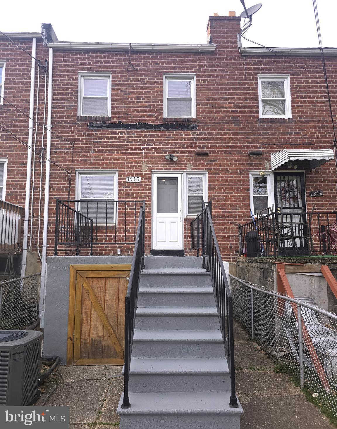 FLANNERY LANE - Residential