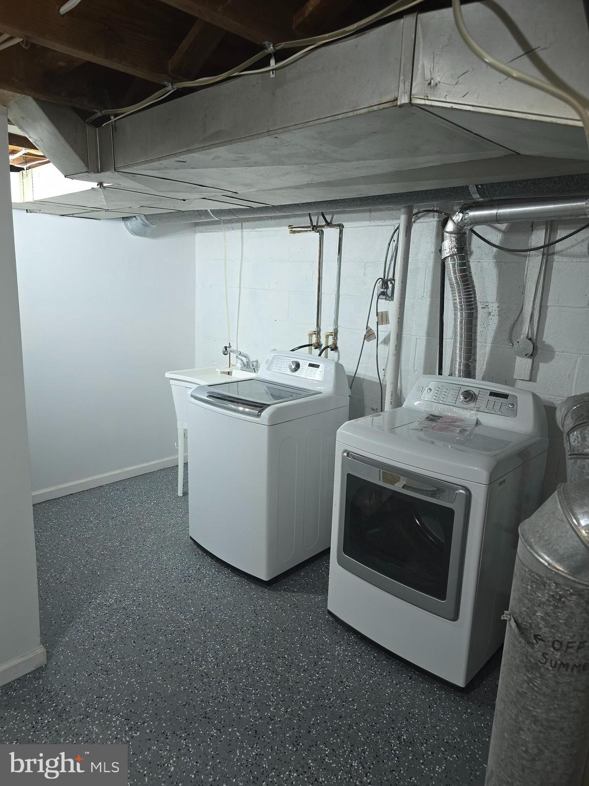 FLANNERY LANE - Residential