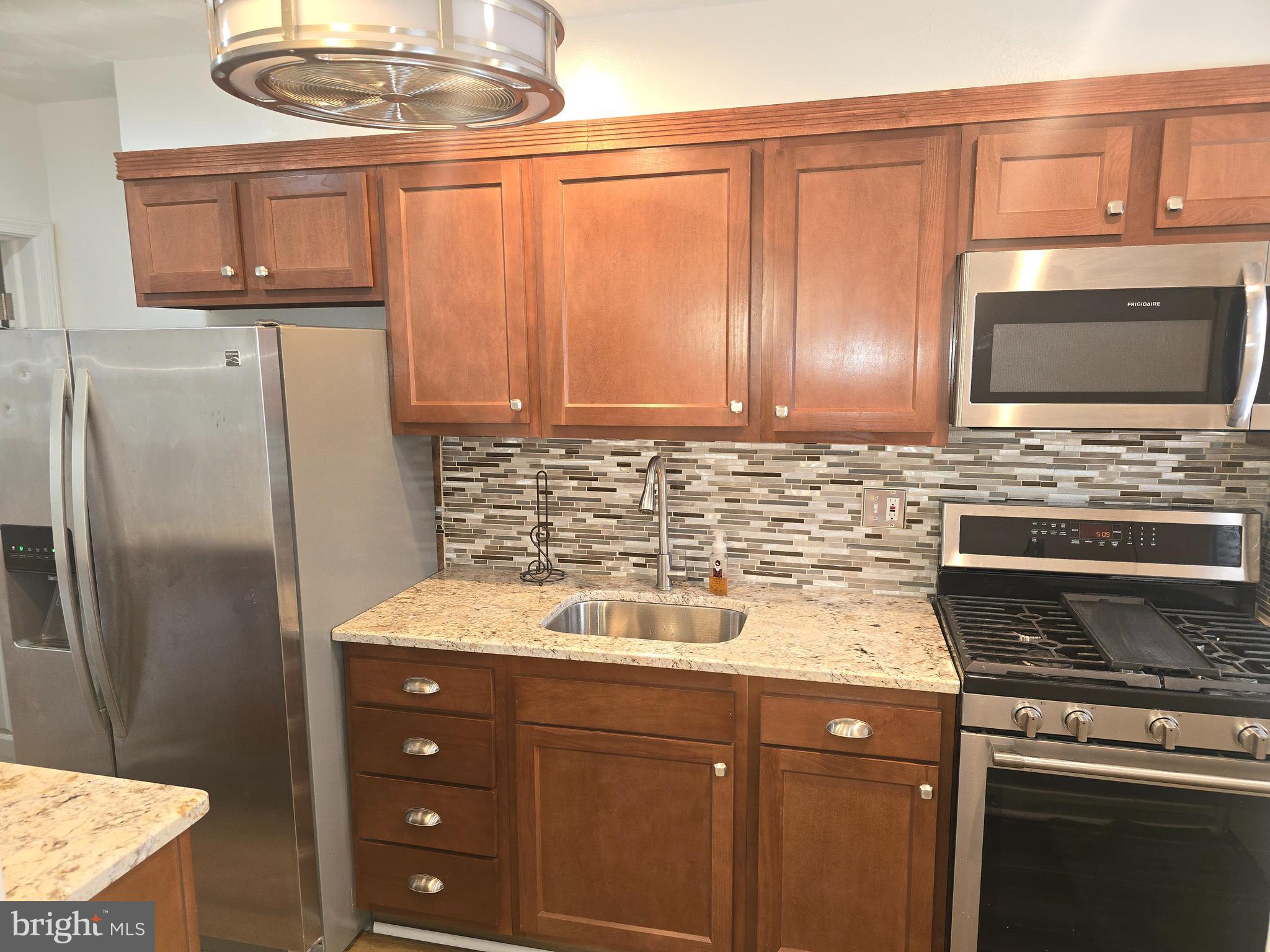 FLANNERY LANE - Residential