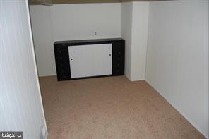 ROSEDALE - Residential Lease