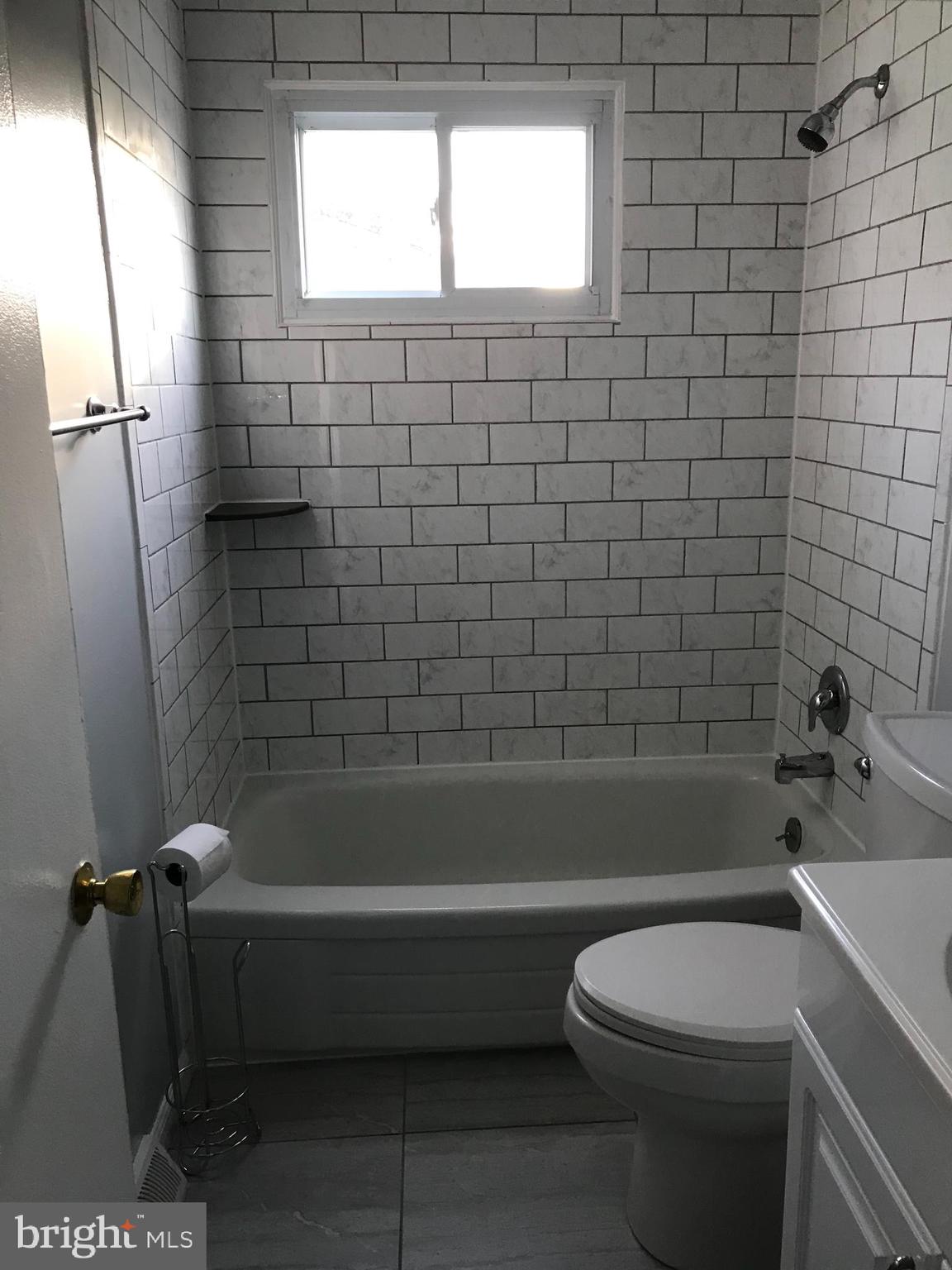 ROSEDALE - Residential Lease