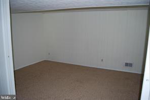 ROSEDALE - Residential Lease