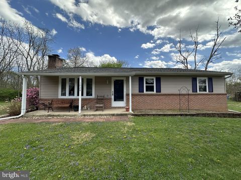 1028 WOODLAND PARKWAY STATE LINE PA 17263