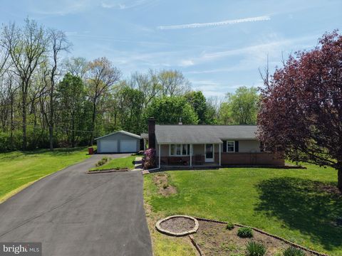 Homes For Sale - 1028 Woodland Parkway Pkwy<br/> Franklin County, STATE LINE, PA 17263