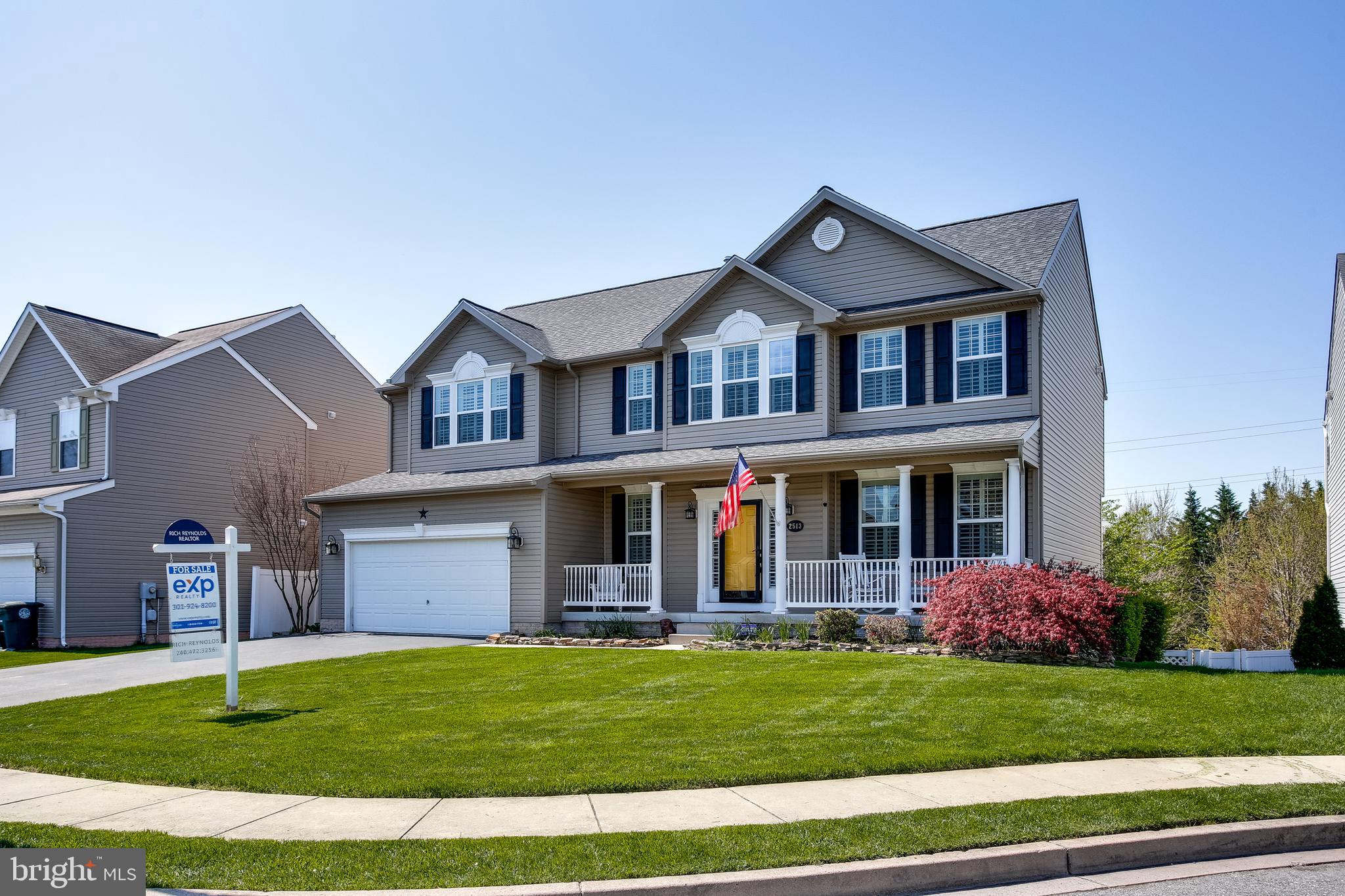 ROCKY POINTE - Residential