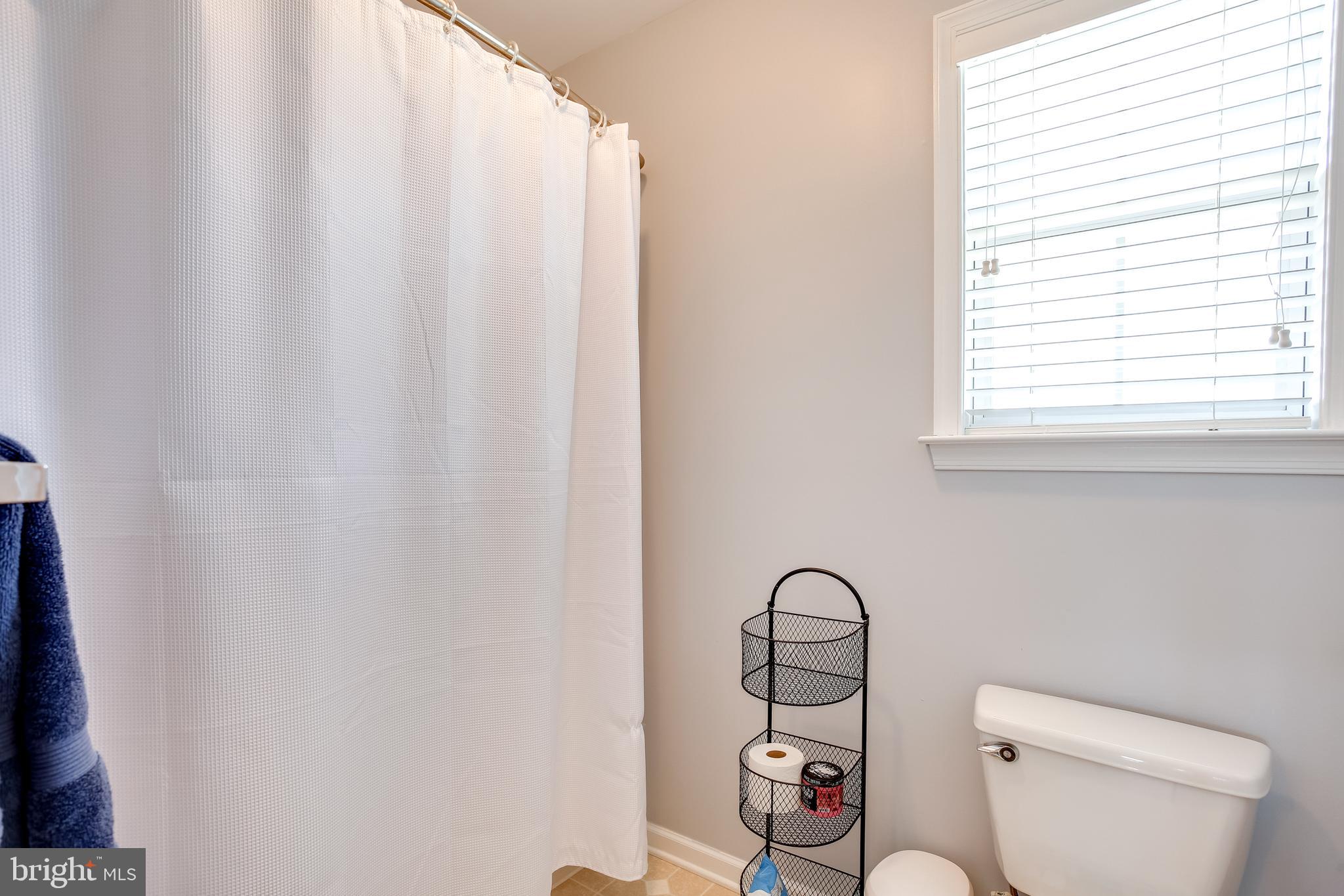 ROCKY POINTE - Residential