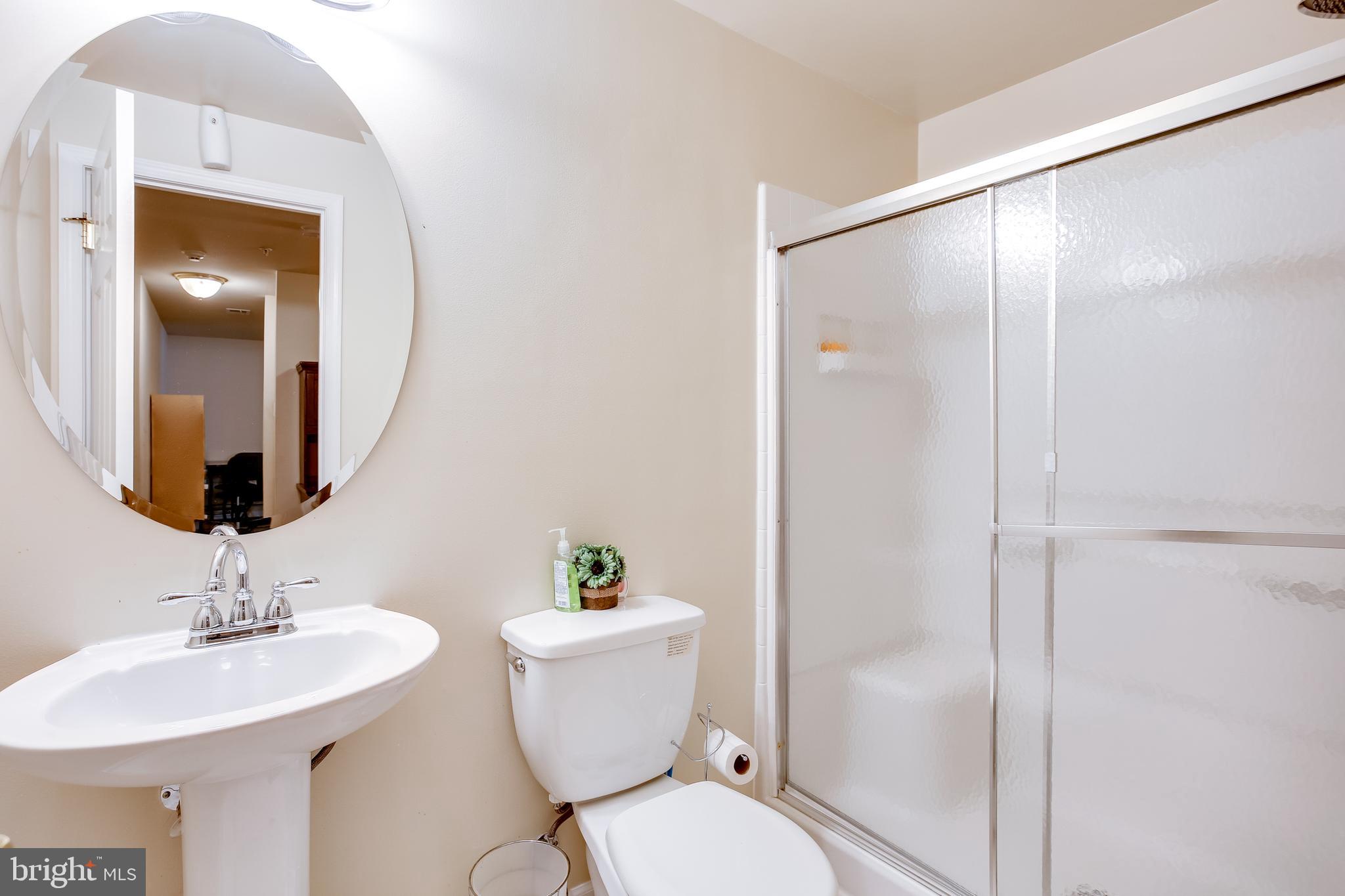 ROCKY POINTE - Residential