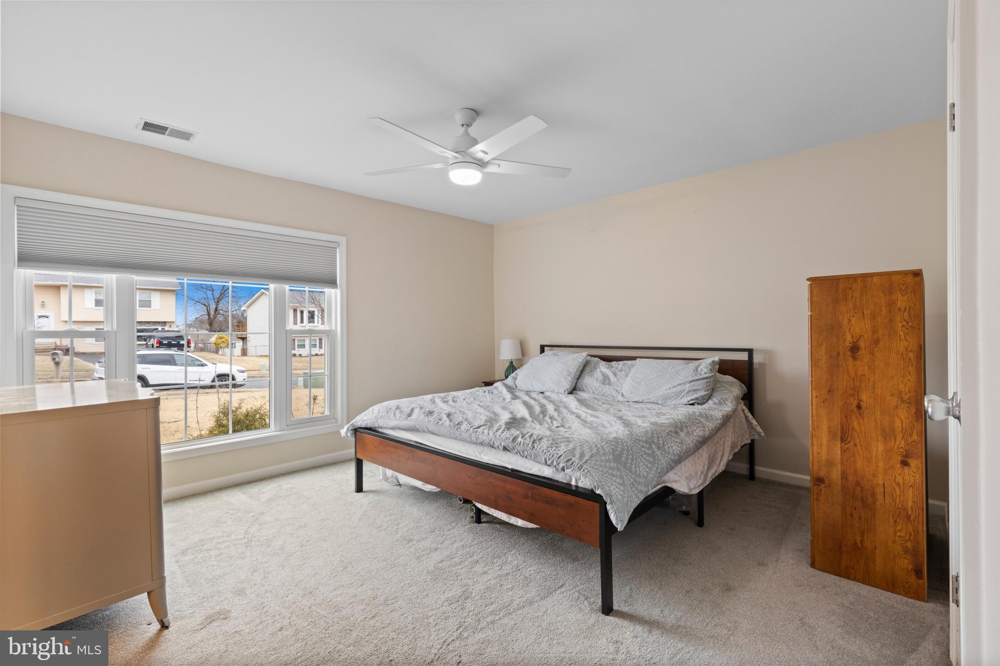 THE PROVINCES - Residential