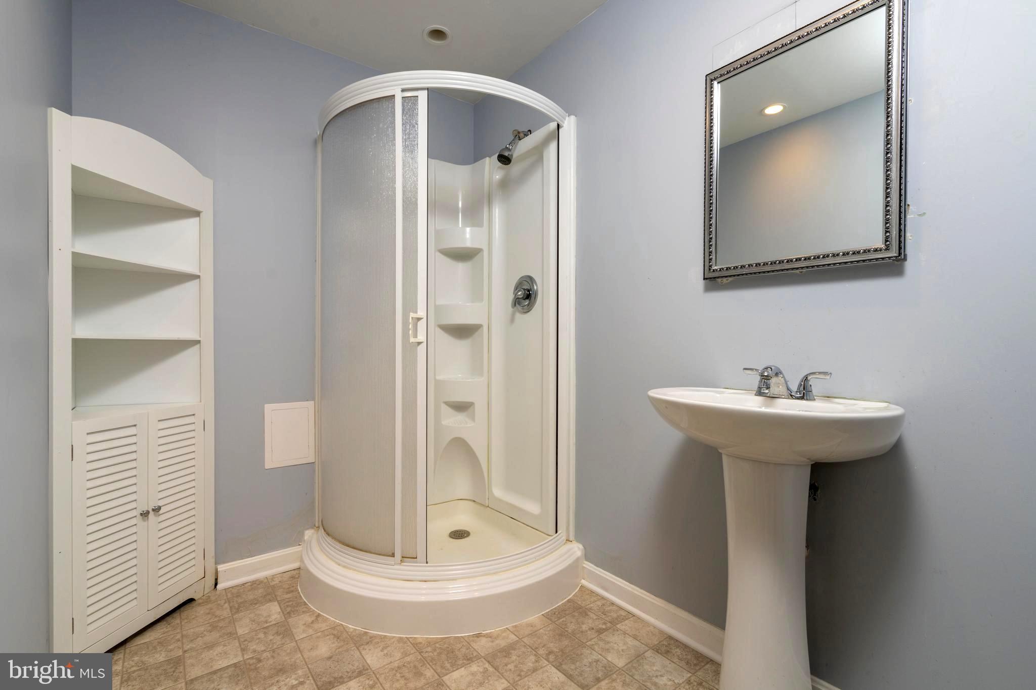 RICHFIELD STATION VILLAGE - Residential