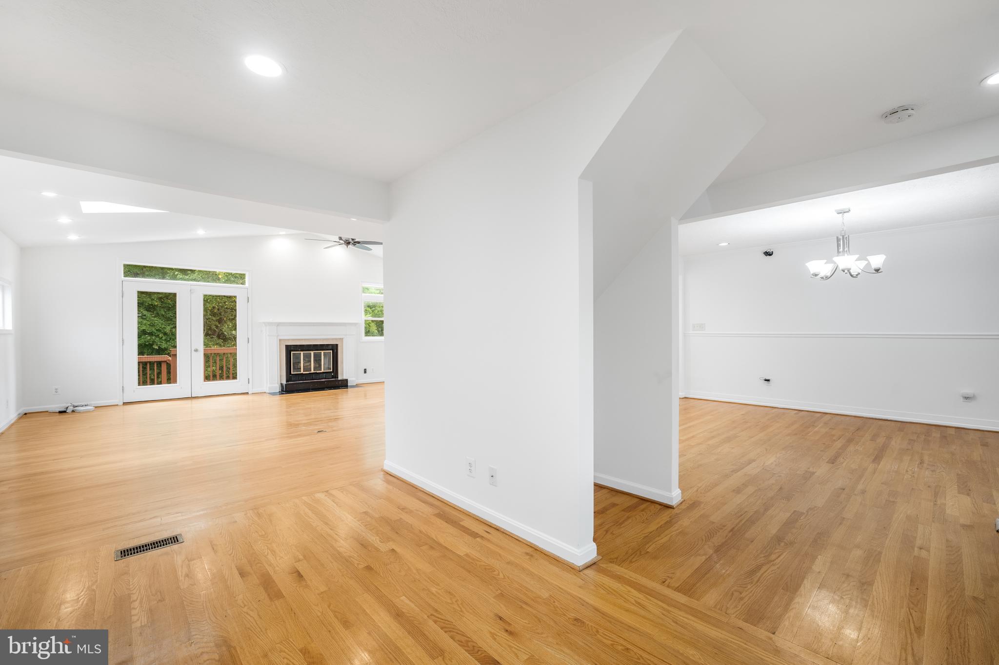 CHANTILLY FARM - Residential