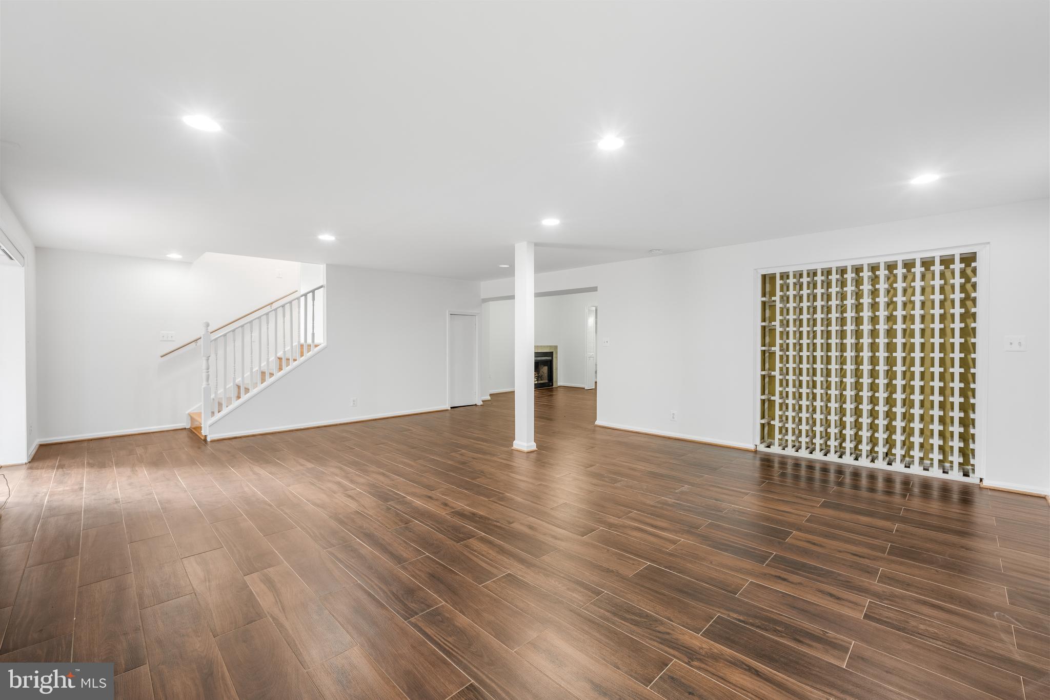 CHANTILLY FARM - Residential