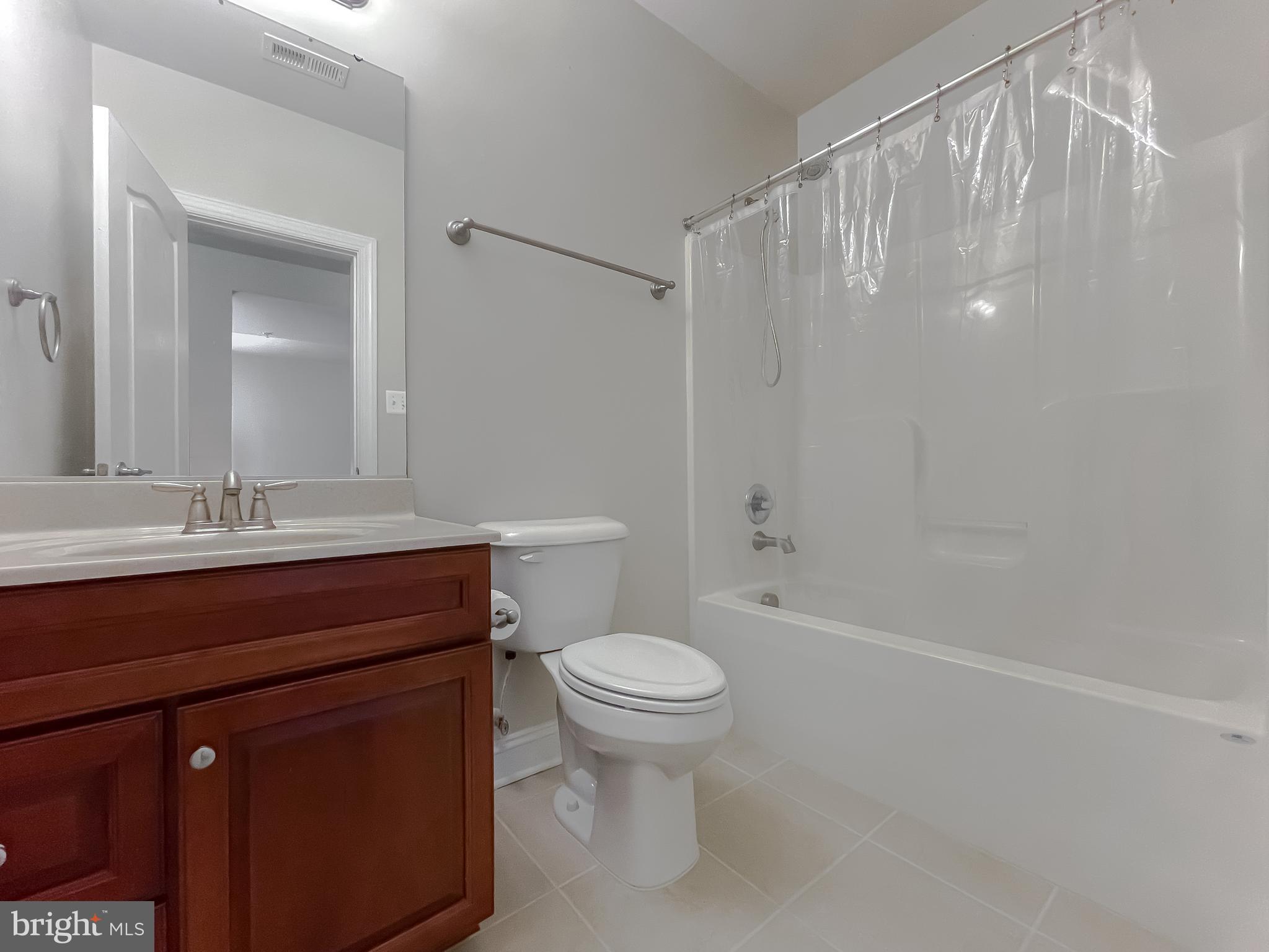 BROAD CREEK - Residential