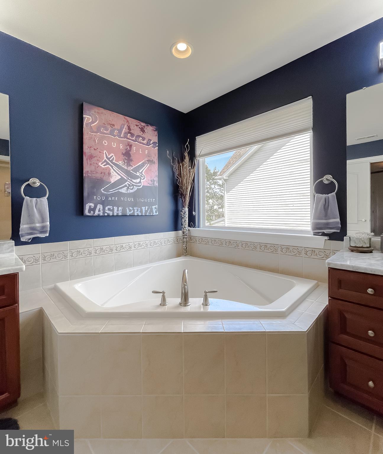 BROAD CREEK - Residential